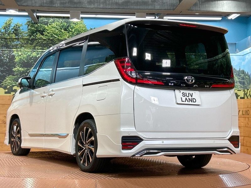 2022 Toyota Noah 6BA-MZRA90W (UW-6a9643d34e8d6)[14]