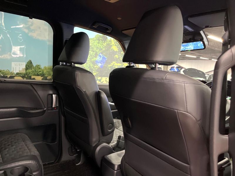 2024 Toyota Voxy 6BA-MZRA90W (UW-6a9643db14312)[25]