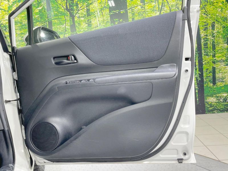 2016 Toyota Sienta DBA-NCP175G (UW-6a9643df1ea4e)[14]