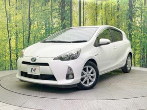 2013 Toyota Aqua DAA-NHP10