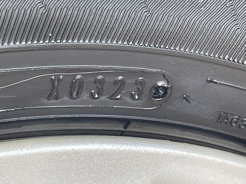2014 Toyota Aqua DAA-NHP10 (UW-6a9643e6d3c3a)[25]
