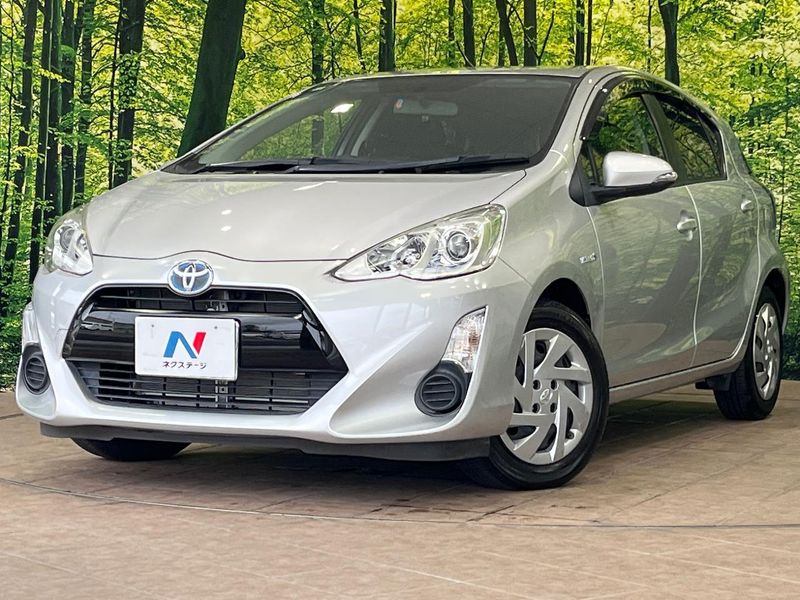 2015 Toyota Aqua DAA-NHP10 (UW-6a9643e7c0d41)[0]