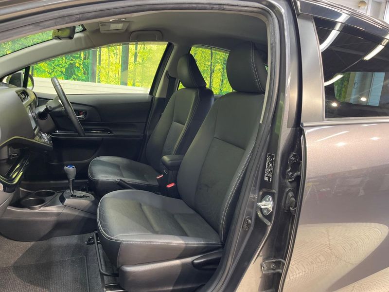 2013 Toyota Aqua DAA-NHP10 (UW-6a9643ed192c2)[18]