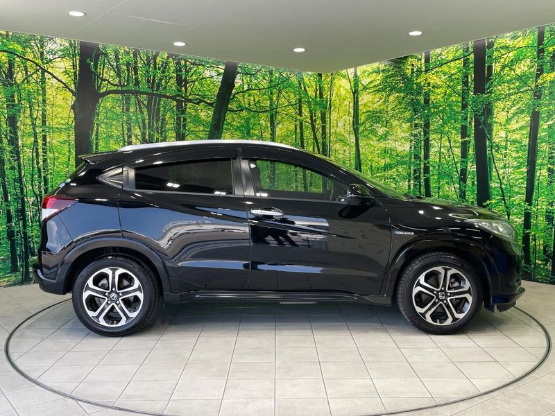2016 Honda Vezel DAA-RU3 (UW-6a964423003ec)[27]