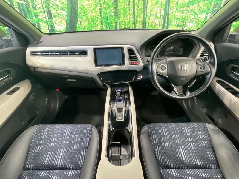 2016 Honda Vezel DAA-RU3 (UW-6a964423003ec)[21]
