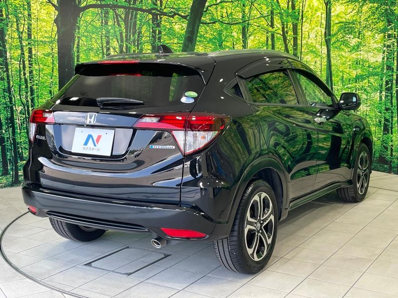 2016 Honda Vezel DAA-RU3 (UW-6a964423003ec)[26]