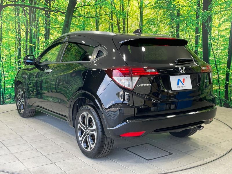 2016 Honda Vezel DAA-RU3 (UW-6a964423003ec)[9]