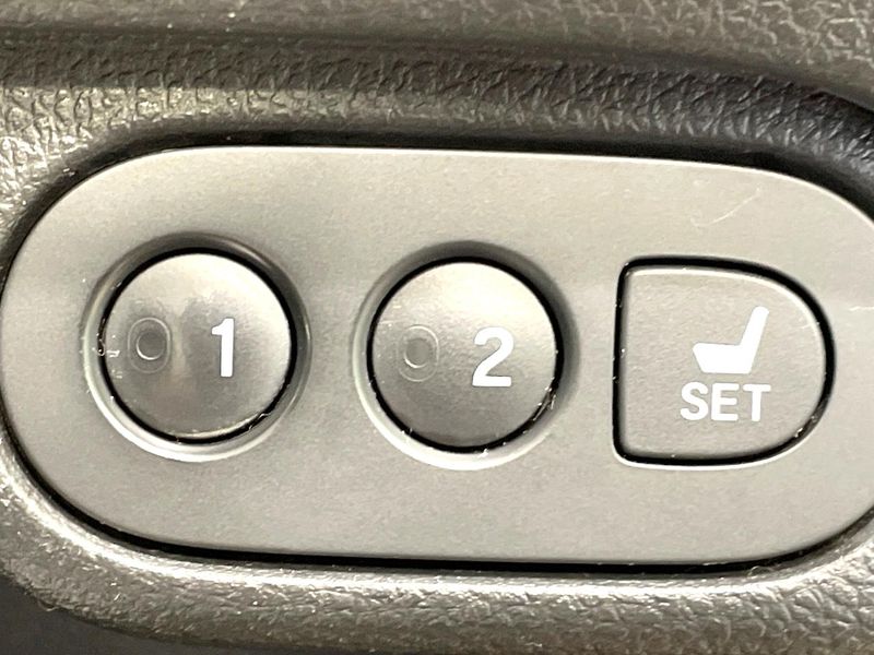 2018 Honda Vezel DAA-RU3 (UW-6a96442628c7b)[9]