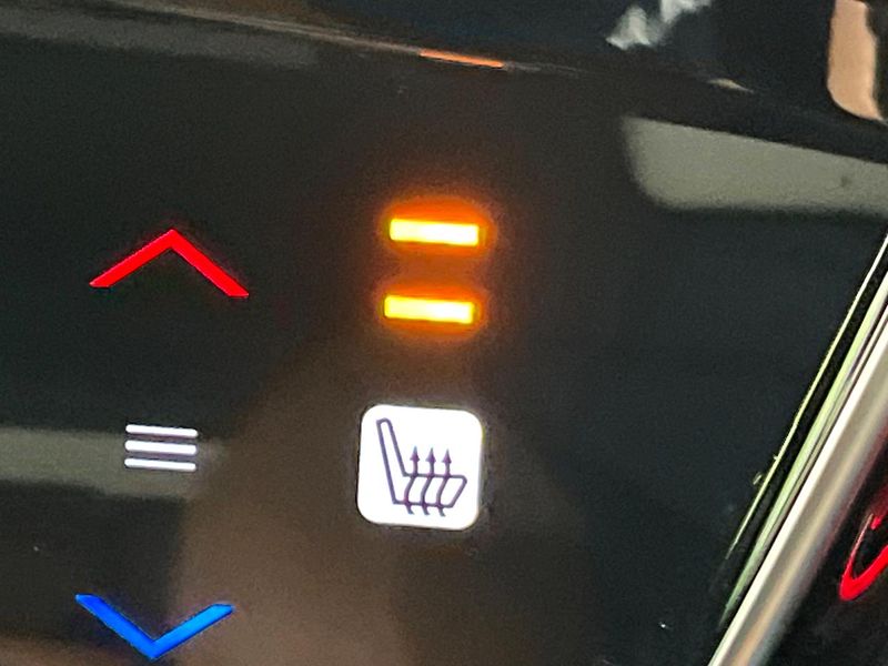2018 Honda Vezel DAA-RU3 (UW-6a96442663998)[24]