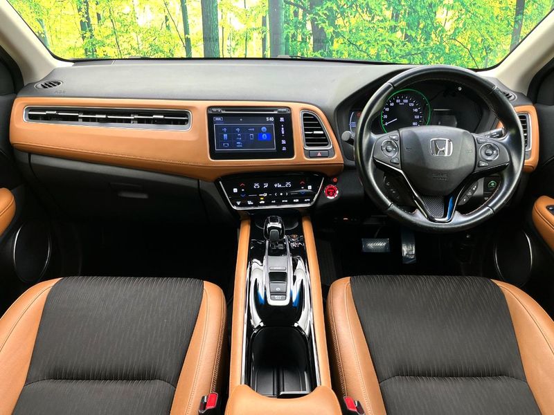 2018 Honda Vezel DAA-RU3 (UW-6a96442663998)[11]