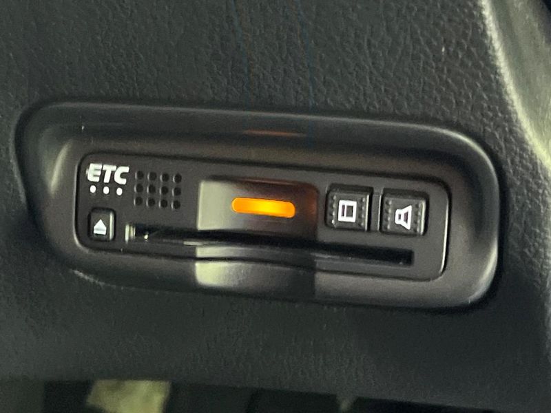 2018 Honda Vezel DAA-RU3 (UW-6a96442663998)[8]