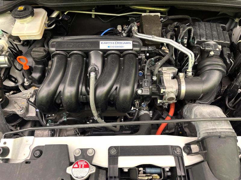 2018 Honda Vezel DAA-RU3 (UW-6a96442663998)[4]