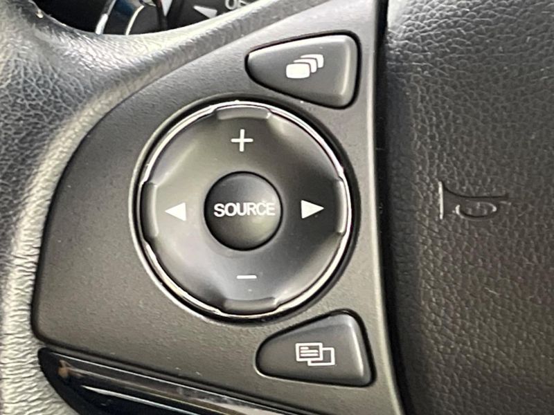 2017 Honda Vezel DAA-RU4 (UW-6a9644289f276)[22]