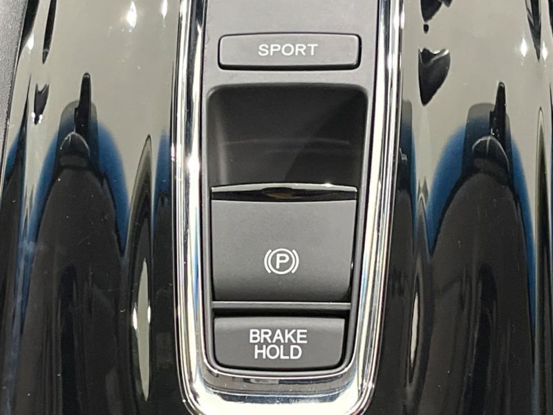 2017 Honda Vezel DAA-RU4 (UW-6a9644289f276)[19]