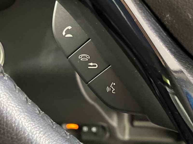 2017 Honda Vezel DAA-RU4 (UW-6a9644289f276)[24]