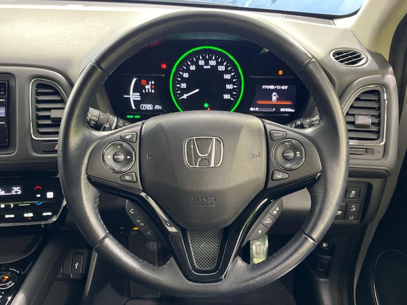 2017 Honda Vezel DAA-RU4 (UW-6a9644289f276)[20]