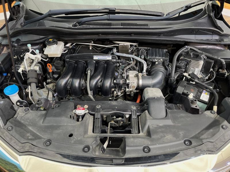 2019 Honda Vezel DAA-RU4 (UW-6a964428cc07f)[17]