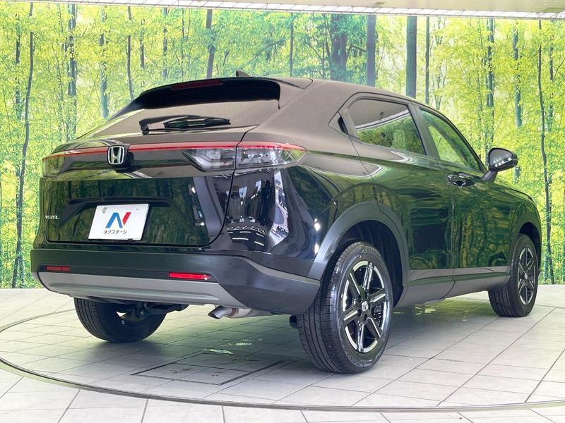 2023 Honda Vezel 6BA-RV3 (UW-6a964429a139f)[8]