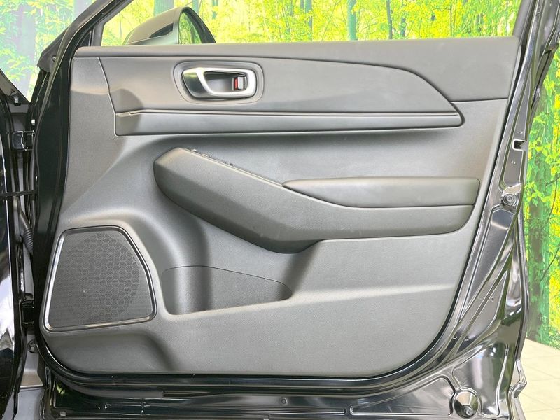 2023 Honda Vezel 6BA-RV3 (UW-6a964429a139f)[11]
