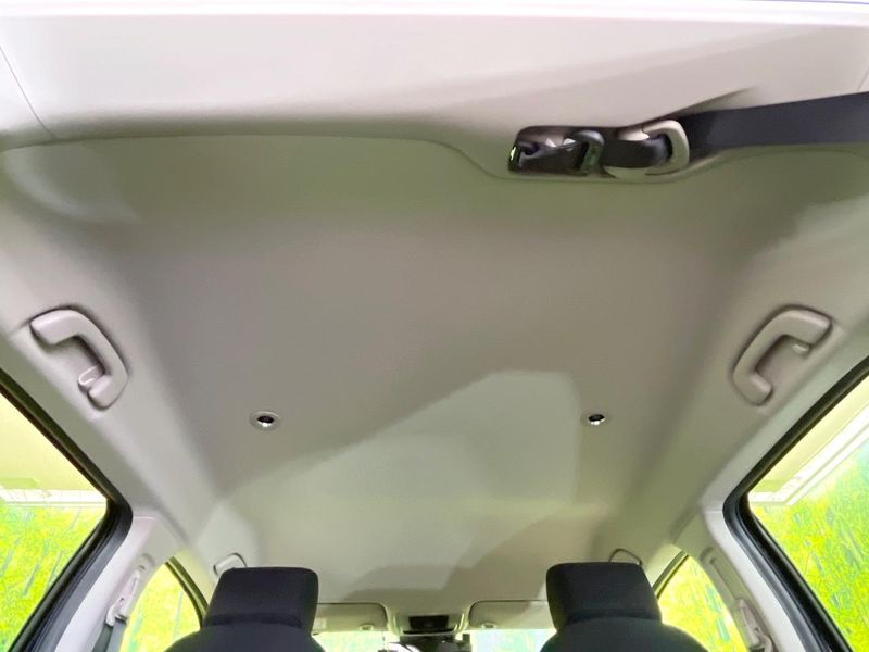 2023 Honda Vezel 6BA-RV3 (UW-6a964429a139f)[25]