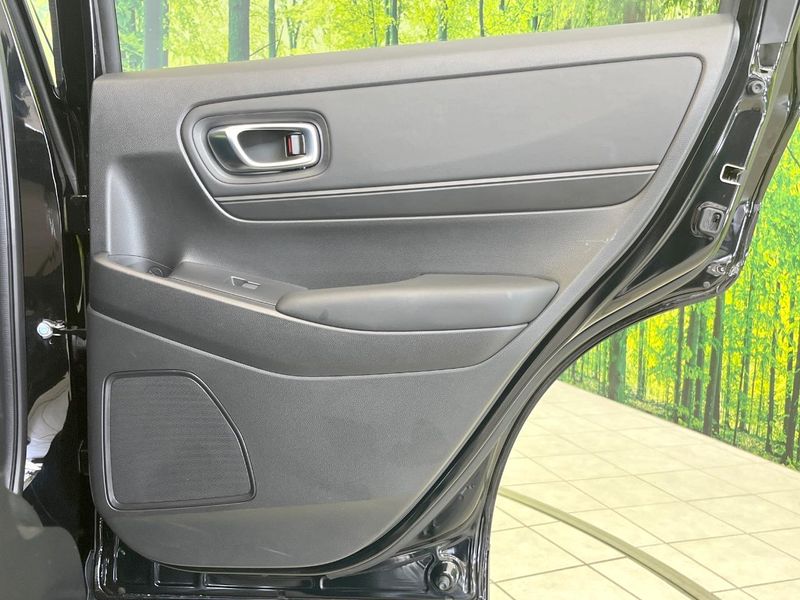 2023 Honda Vezel 6BA-RV3 (UW-6a964429a139f)[14]
