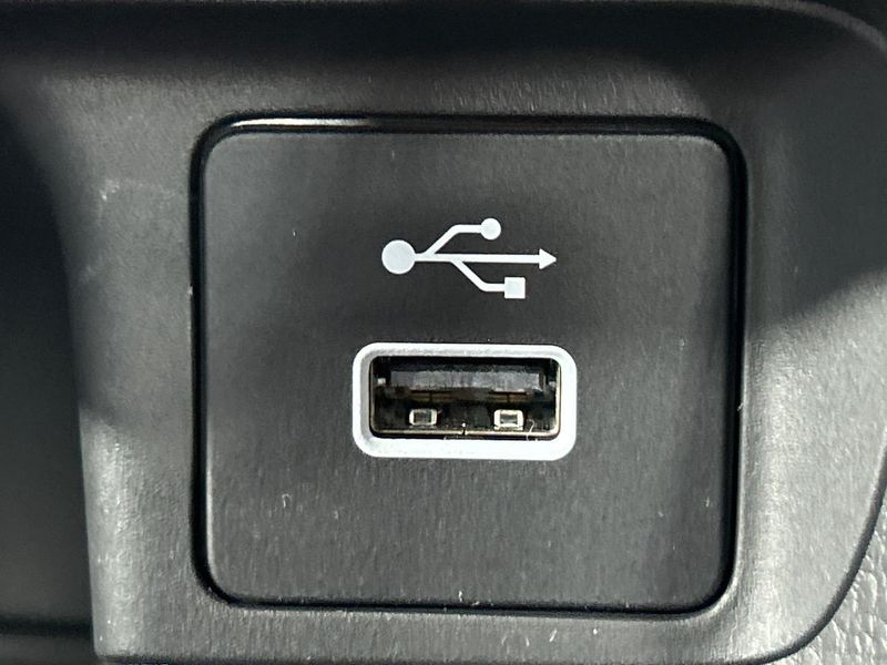 2023 Honda Vezel 6AA-RV5 (UW-6a96442f53849)[25]