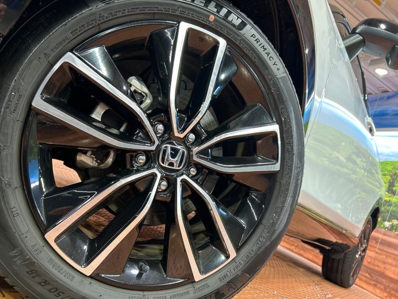 2023 Honda Vezel 6AA-RV5 (UW-6a96442f53849)[8]