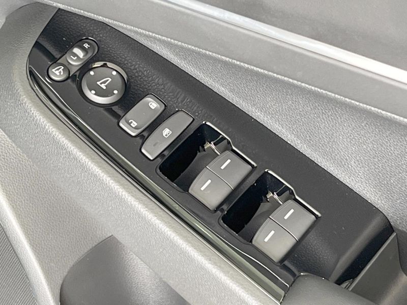 2023 Honda Vezel 6AA-RV5 (UW-6a9644311c09b)[19]