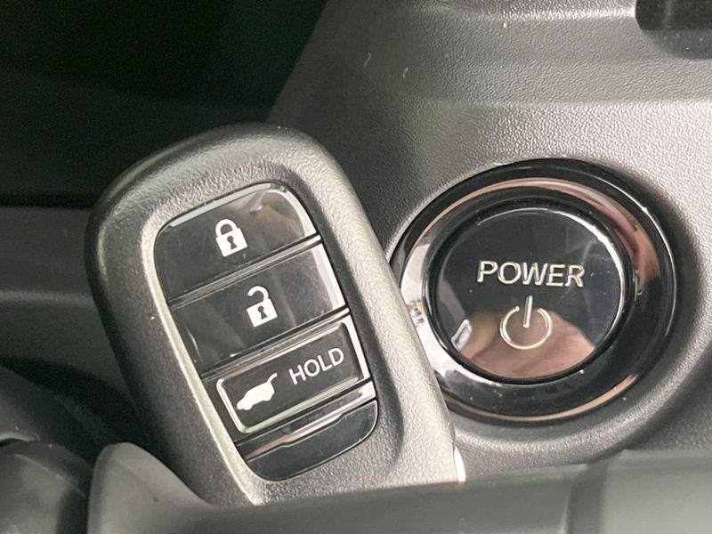 2023 Honda Vezel 6AA-RV5 (UW-6a9644311c09b)[18]