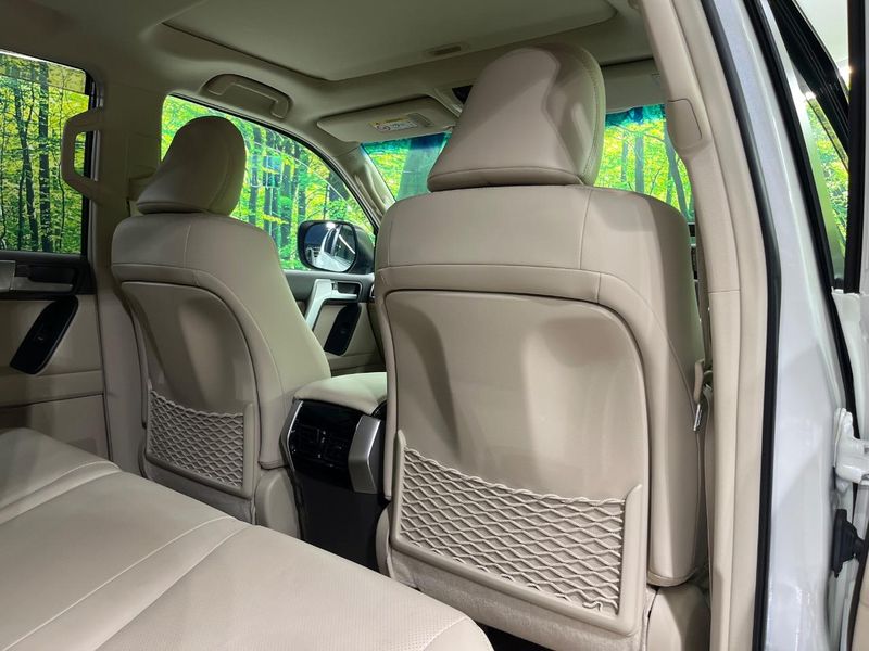 2020 Toyota Land Cruiser Prado CBA-TRJ150W (UW-6a96445ea3b7c)[21]