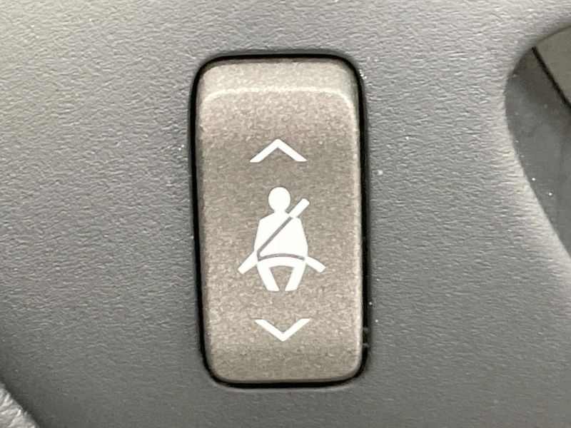 2011 Lexus LS DAA-UVF45 (UW-6a96446ed5647)[12]