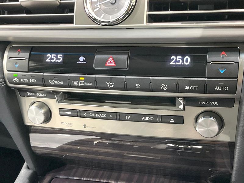 2014 Lexus LS DAA-UVF45 (UW-6a96446eed164)[28]