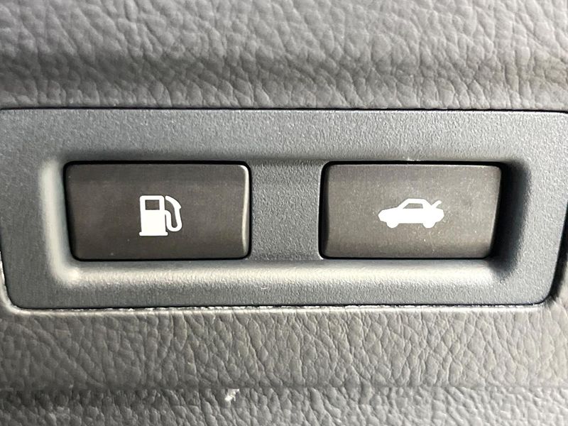 2014 Lexus LS DAA-UVF45 (UW-6a96446eed164)[18]