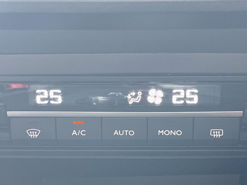 2022 Citroen Berlingo 3DA-K9CYH01 (UW-6a9644800bc59)[16]