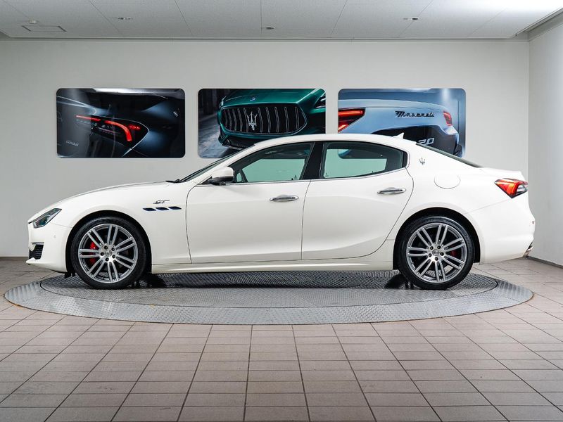 2022 Maserati Ghibli 7AA-MG20 (UW-6a9644a2ada97)[16]