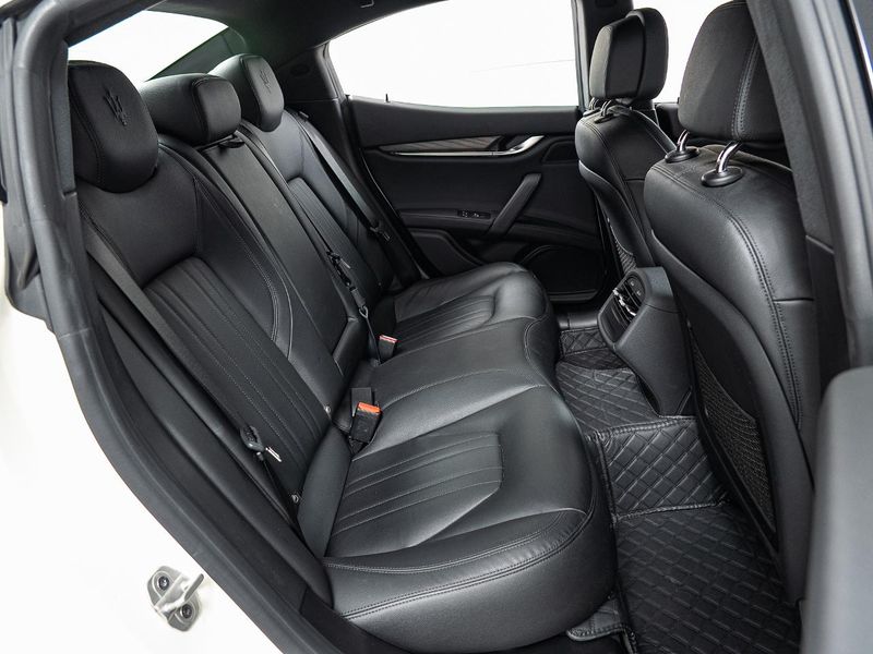 2022 Maserati Ghibli 7AA-MG20 (UW-6a9644a2ada97)[25]