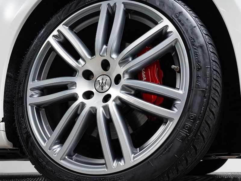 2022 Maserati Ghibli 7AA-MG20 (UW-6a9644a2ada97)[18]