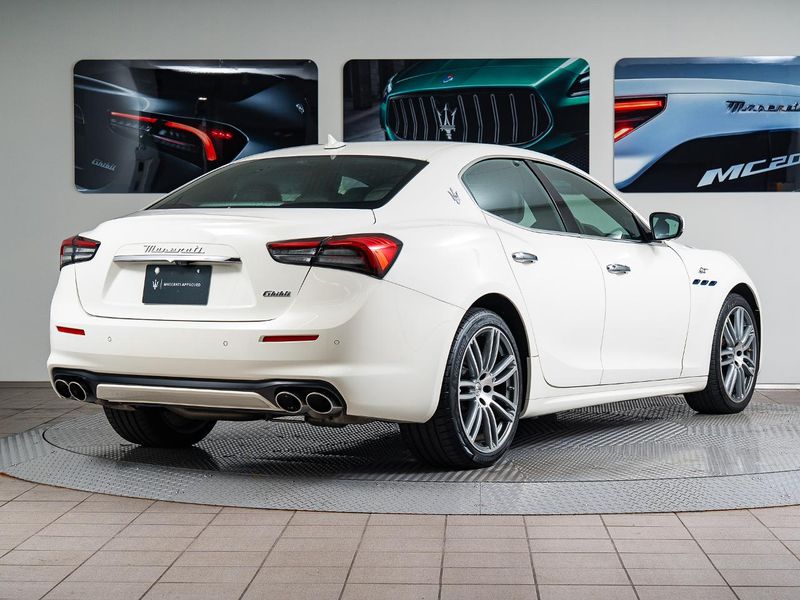 2022 Maserati Ghibli 7AA-MG20 (UW-6a9644a2ada97)[14]