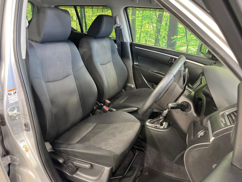 2012 Suzuki Swift DBA-ZC72S (UW-6a9644a6bf83d)[5]