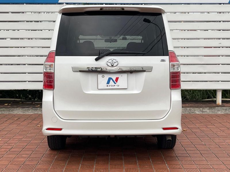 2008 Toyota Noah DBA-ZRR70W (UW-6a9644b081db5)[20]