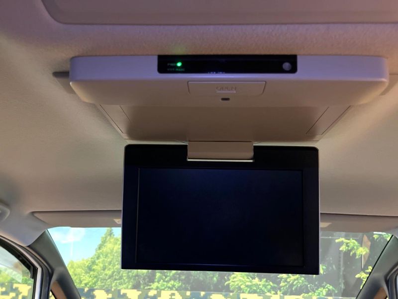 2015 Toyota Noah DBA-ZRR80W (UW-6a9644b62c8f6)[16]