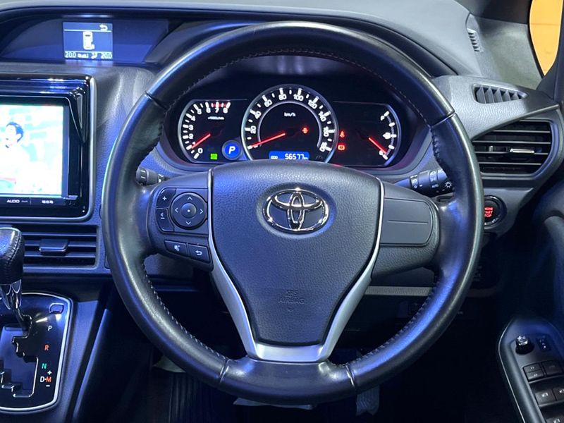 2015 Toyota Noah DBA-ZRR80W (UW-6a9644b62c8f6)[14]