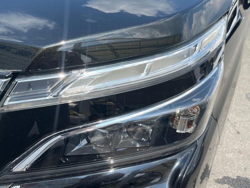 2018 Toyota Voxy DBA-ZRR80W (UW-6a9644bbb93bf)[15]