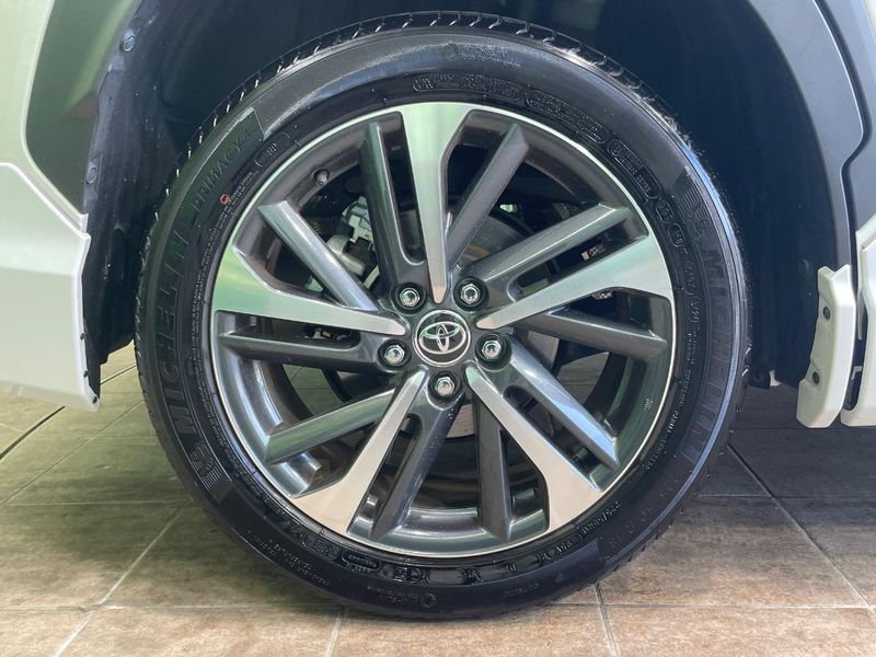 2024 Toyota Corolla Cross 6AA-ZVG13 (UW-6a9644d200137)[26]