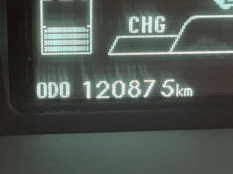 2015 Toyota Prius DAA-ZVW30 (UW-6a9644dcb91ed)[2]