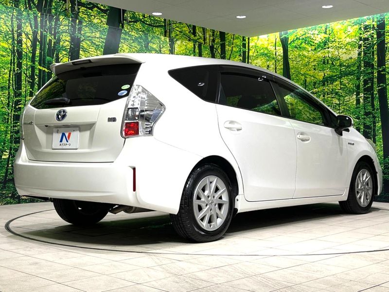 2013 Toyota Prius α DAA-ZVW41W (UW-6a9644dee70c2)[18]
