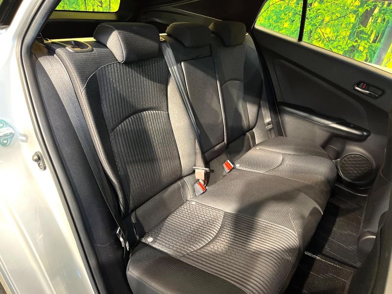 2017 Toyota Prius DAA-ZVW50 (UW-6a9644e175376)[26]