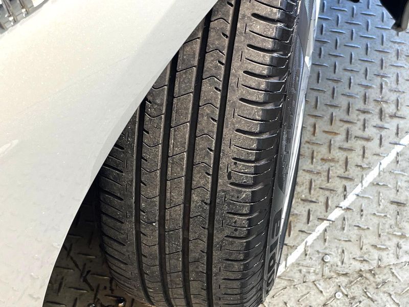 2017 Toyota Prius DAA-ZVW50 (UW-6a9644e175376)[23]