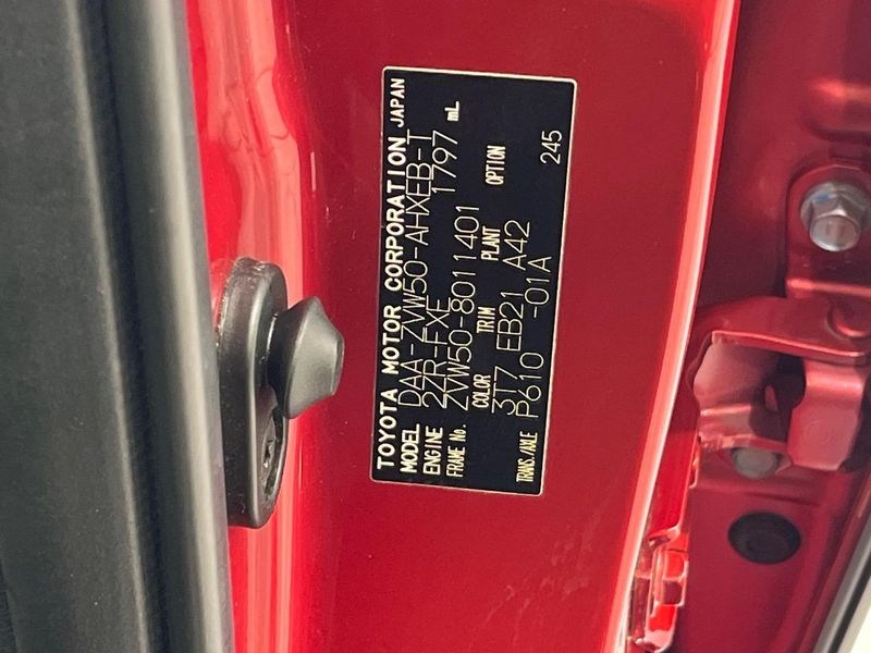 2016 Toyota Prius DAA-ZVW50 (UW-6a9644e3790f1)[1]