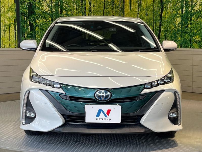 2017 Toyota Prius PHV DLA-ZVW52 (UW-6a9644ed18039)[20]